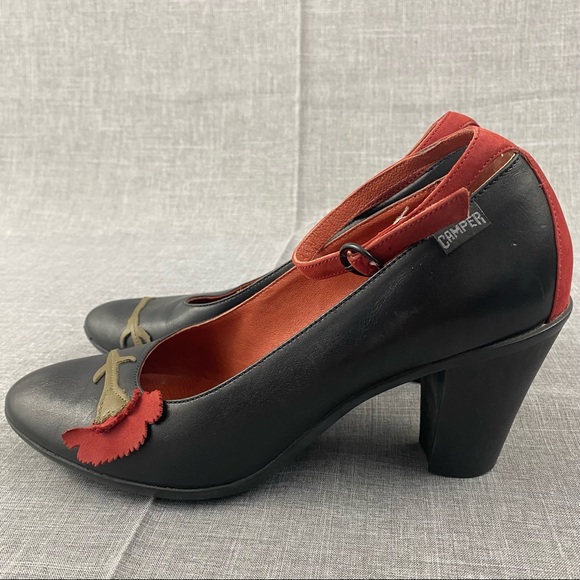 Vintage Camper Chunky Heels - Picture 2 of 3